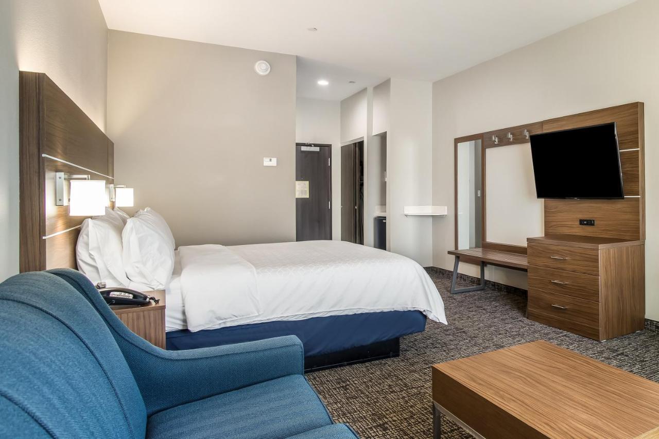 Holiday Inn Express & Suites Tulsa East - Catoosa By Ihg Exterior foto