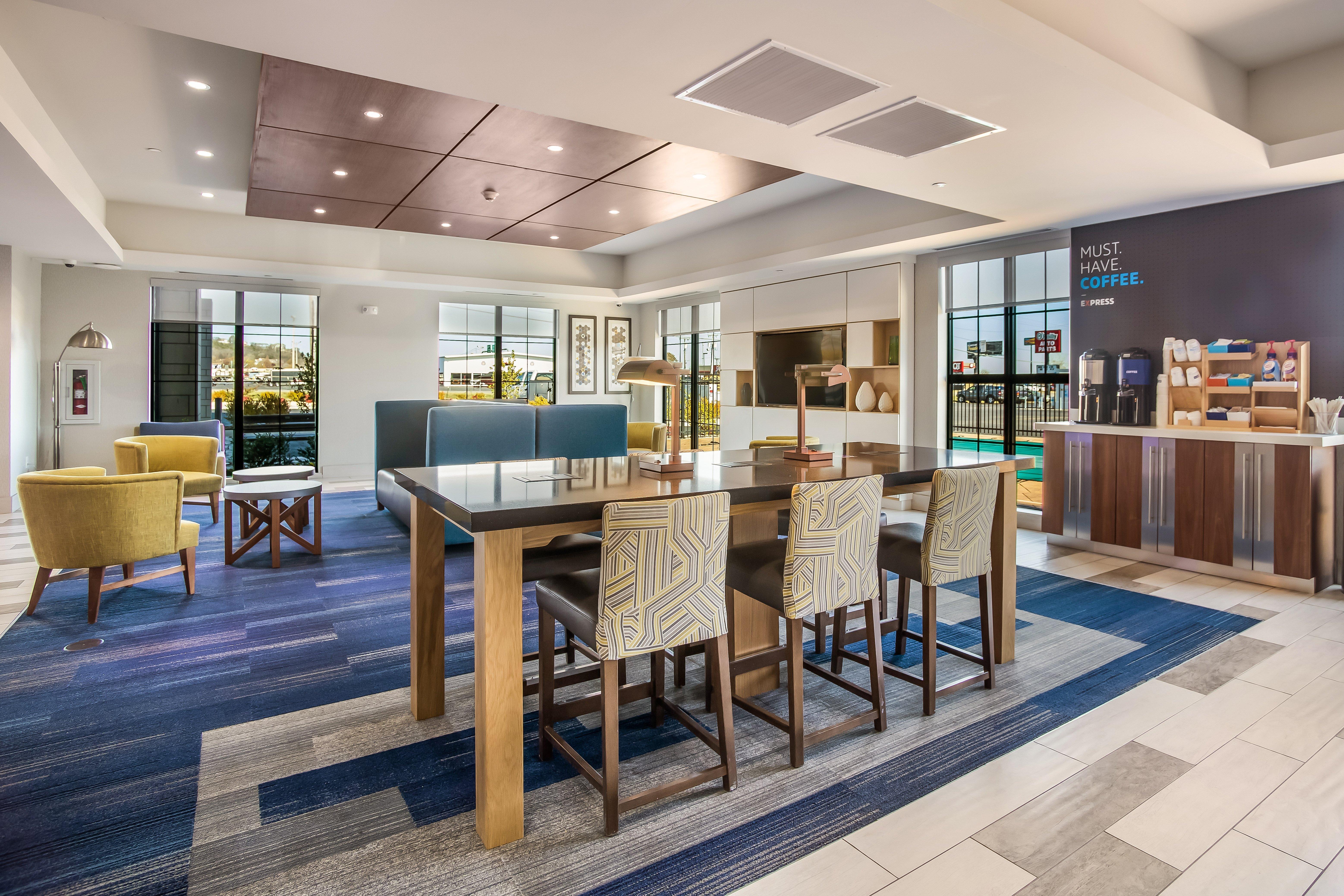 Holiday Inn Express & Suites Tulsa East - Catoosa By Ihg Exterior foto