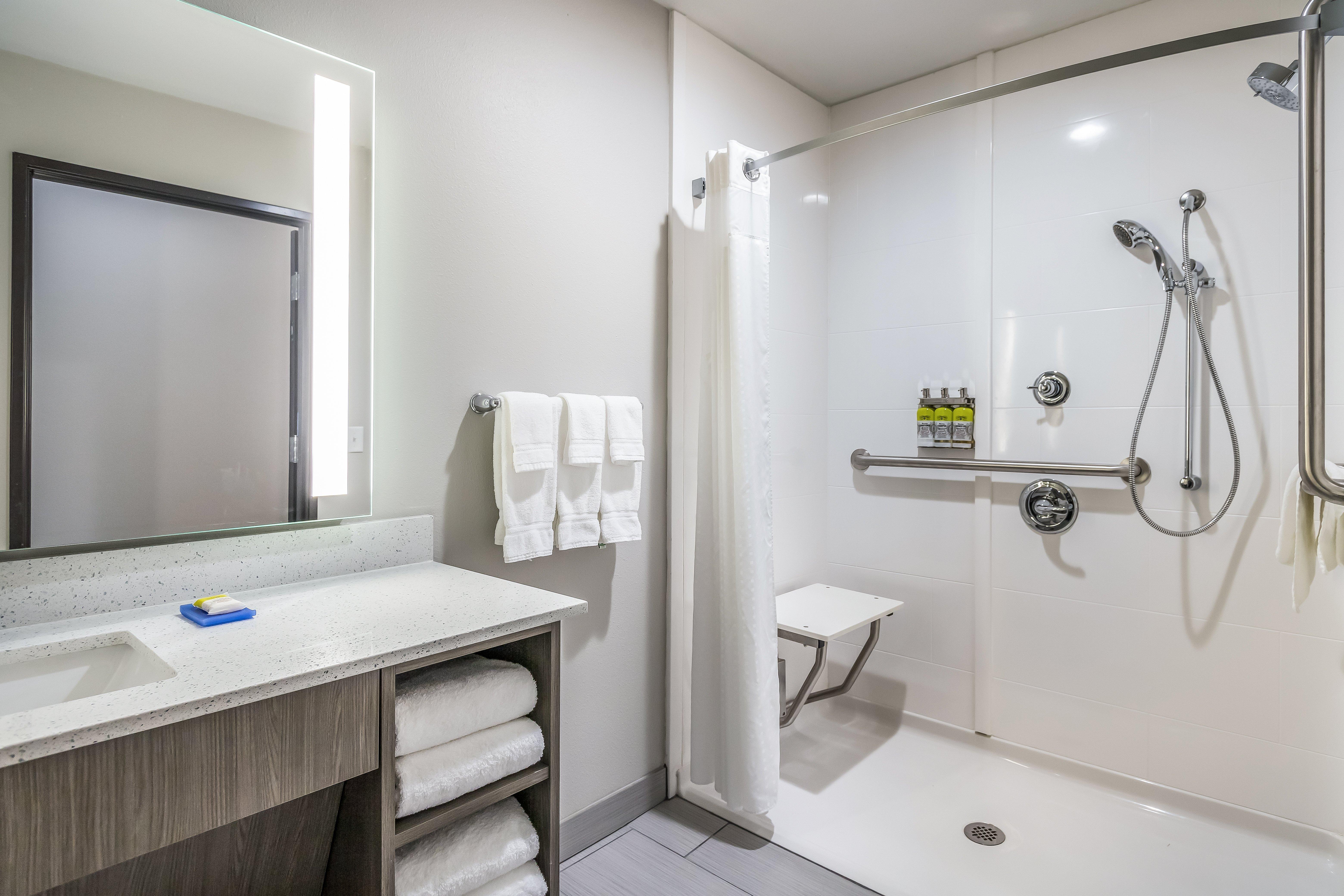 Holiday Inn Express & Suites Tulsa East - Catoosa By Ihg Exterior foto