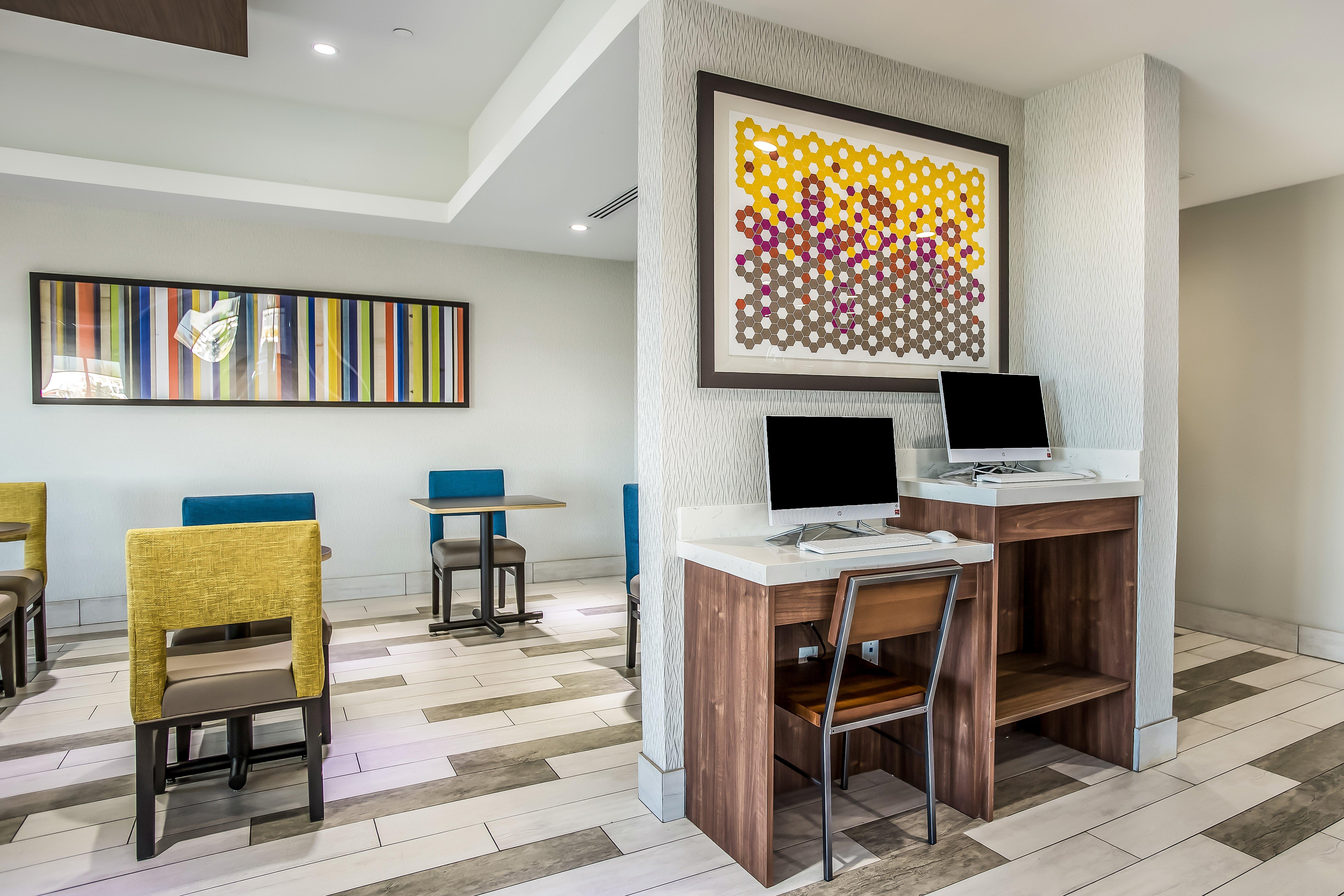 Holiday Inn Express & Suites Tulsa East - Catoosa By Ihg Exterior foto