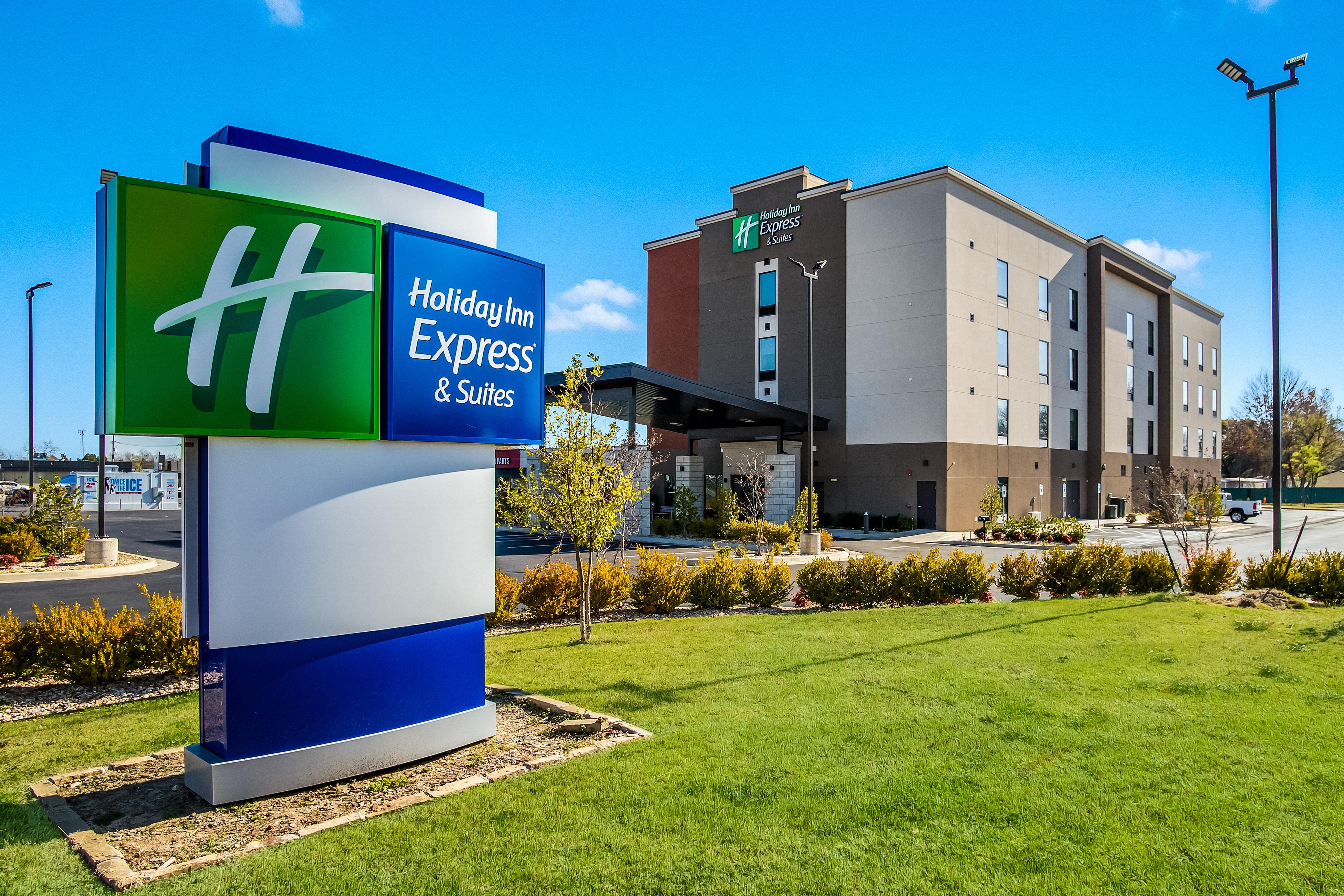 Holiday Inn Express & Suites Tulsa East - Catoosa By Ihg Exterior foto