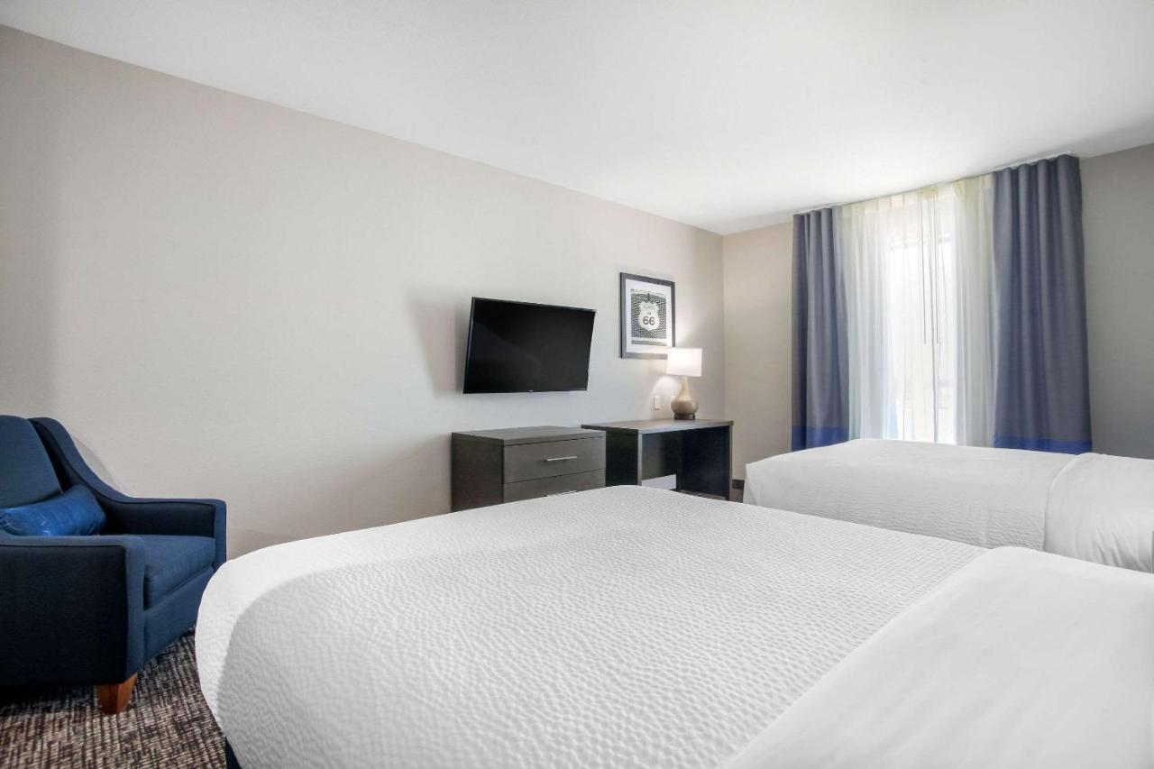 Holiday Inn Express & Suites Tulsa East - Catoosa By Ihg Exterior foto